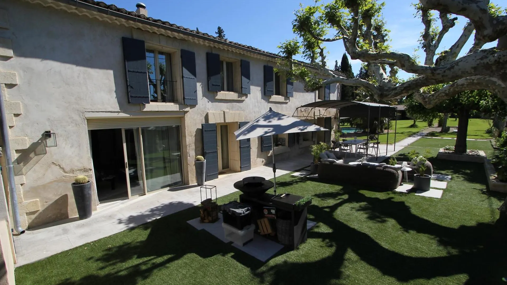 Mas Paloma Bed & Breakfast Rognonas