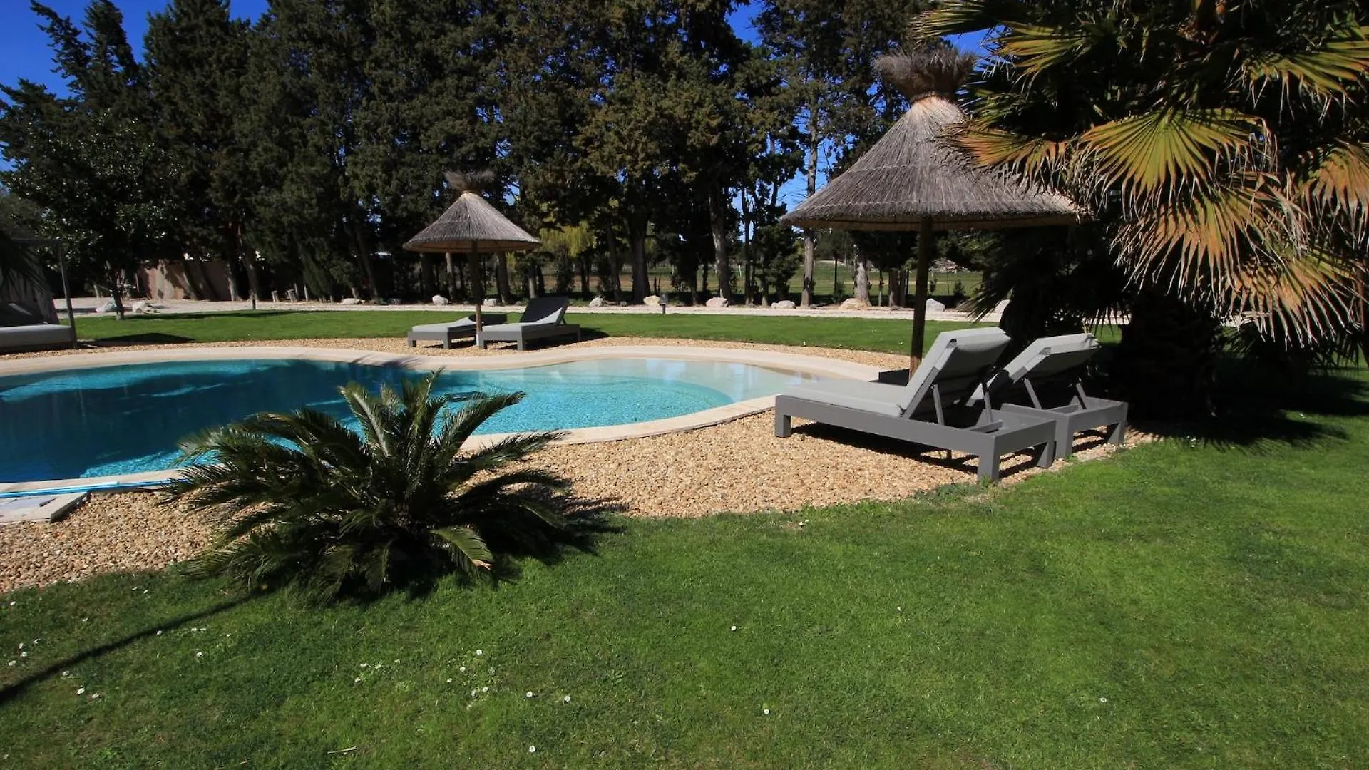 Mas Paloma Bed & Breakfast Rognonas