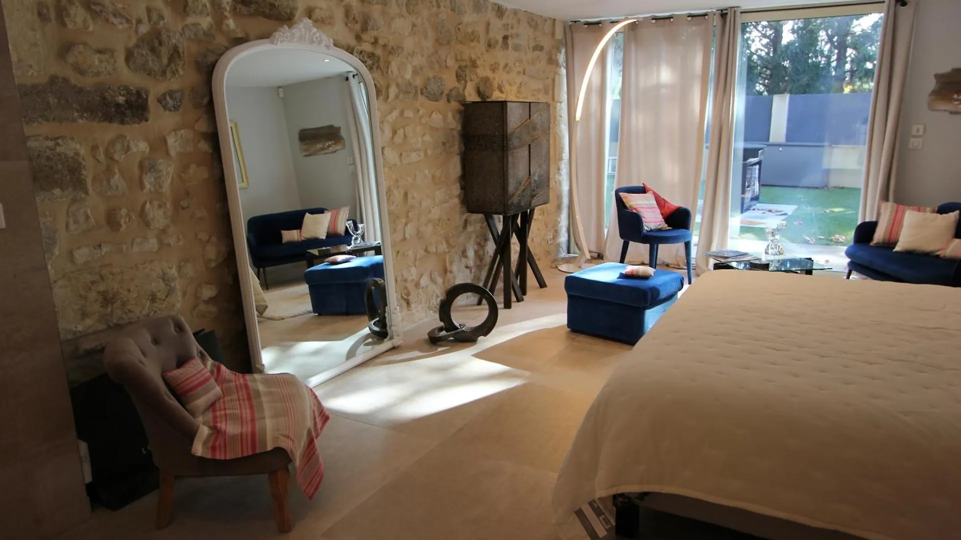 Mas Paloma Bed & Breakfast Rognonas
