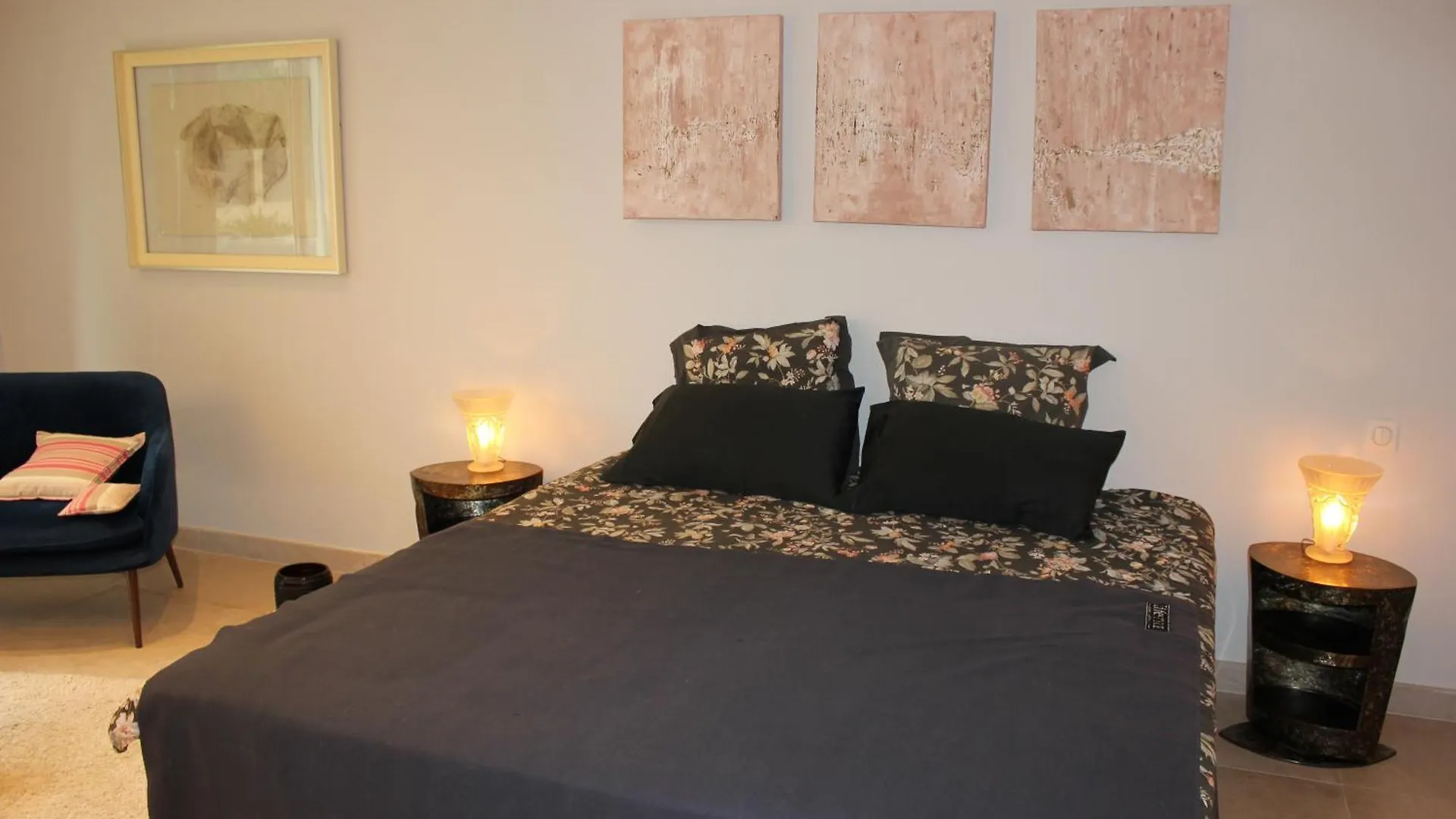 Mas Paloma Bed & Breakfast Rognonas