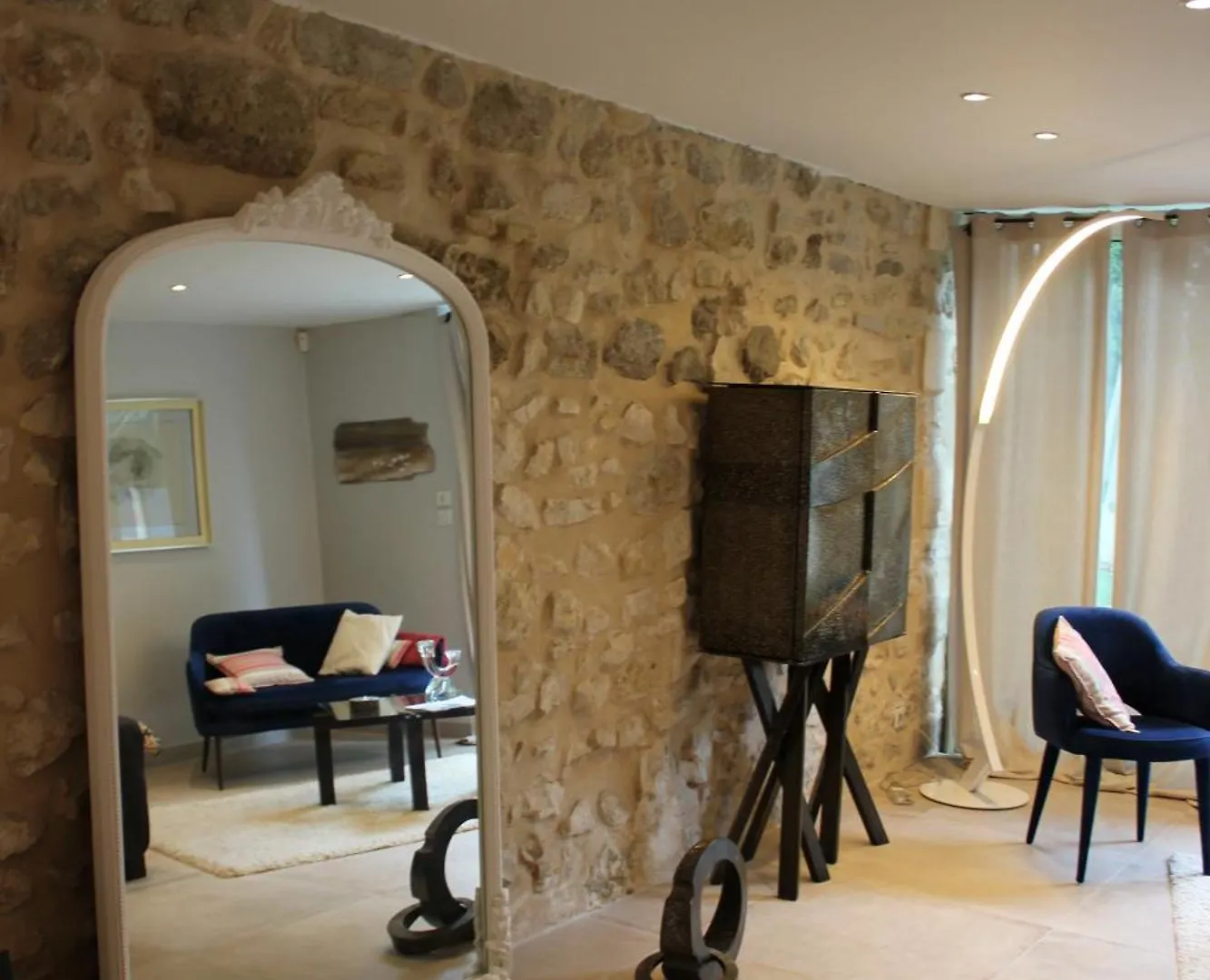 Mas Paloma Bed & Breakfast Rognonas