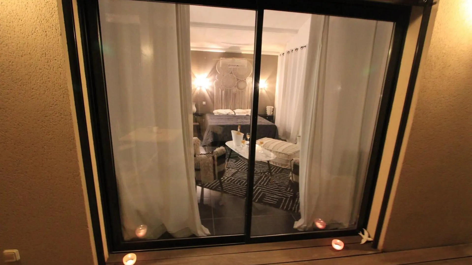 Mas Paloma Bed & Breakfast Rognonas France