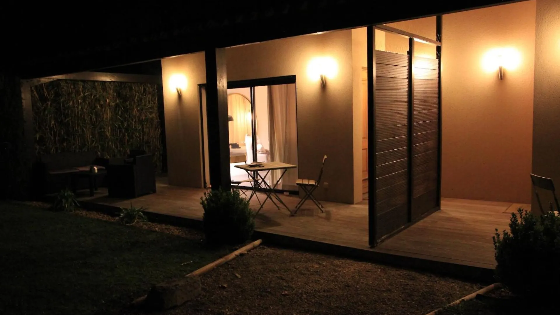 Mas Paloma Bed & Breakfast Rognonas