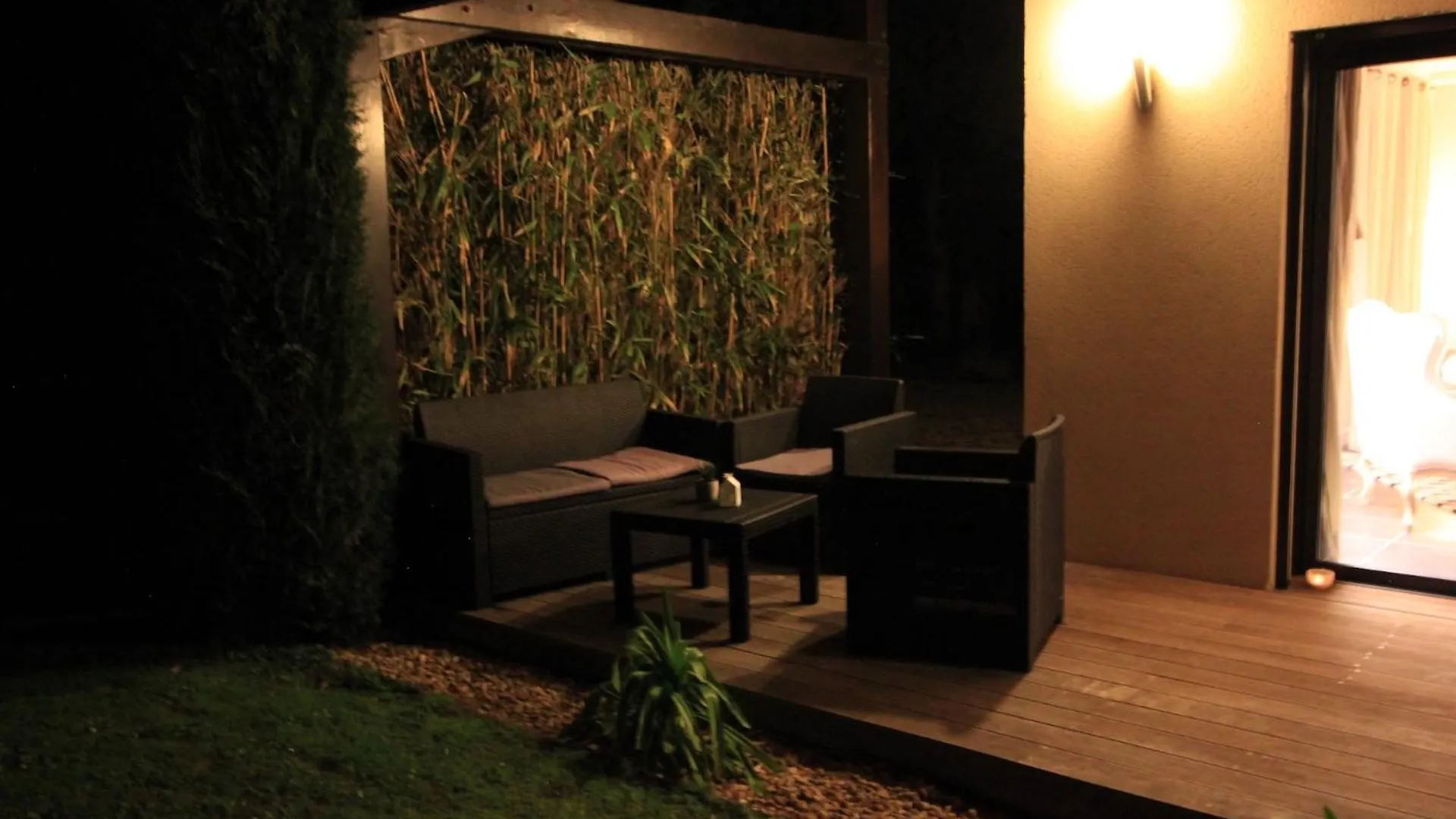 Mas Paloma Bed & Breakfast Rognonas France