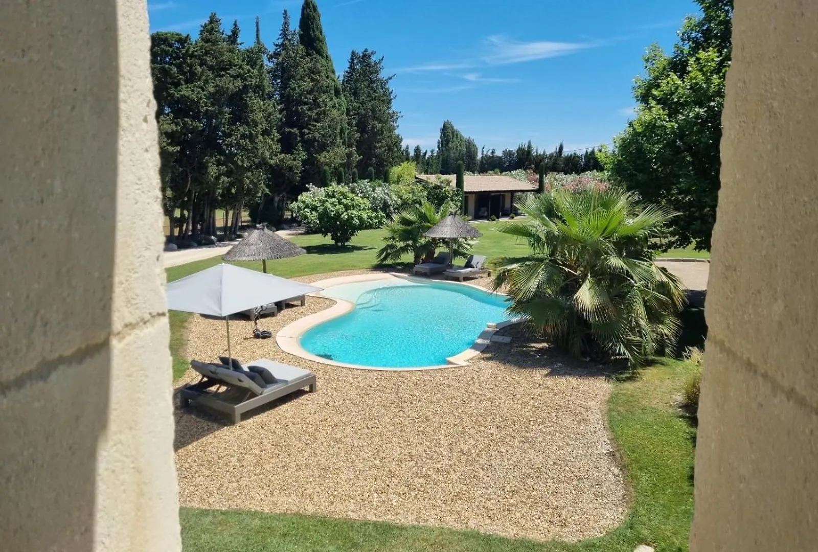 Mas Paloma Bed & Breakfast Rognonas