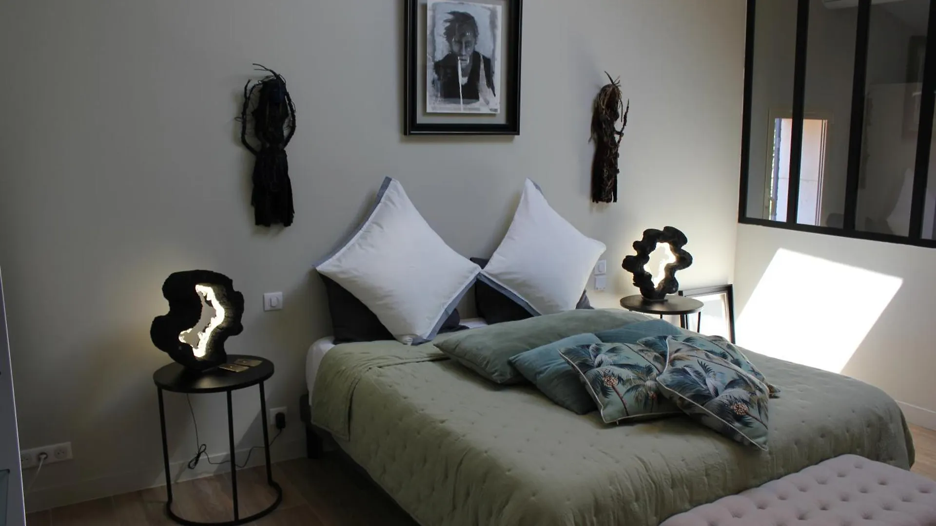 Mas Paloma Bed & Breakfast Rognonas France